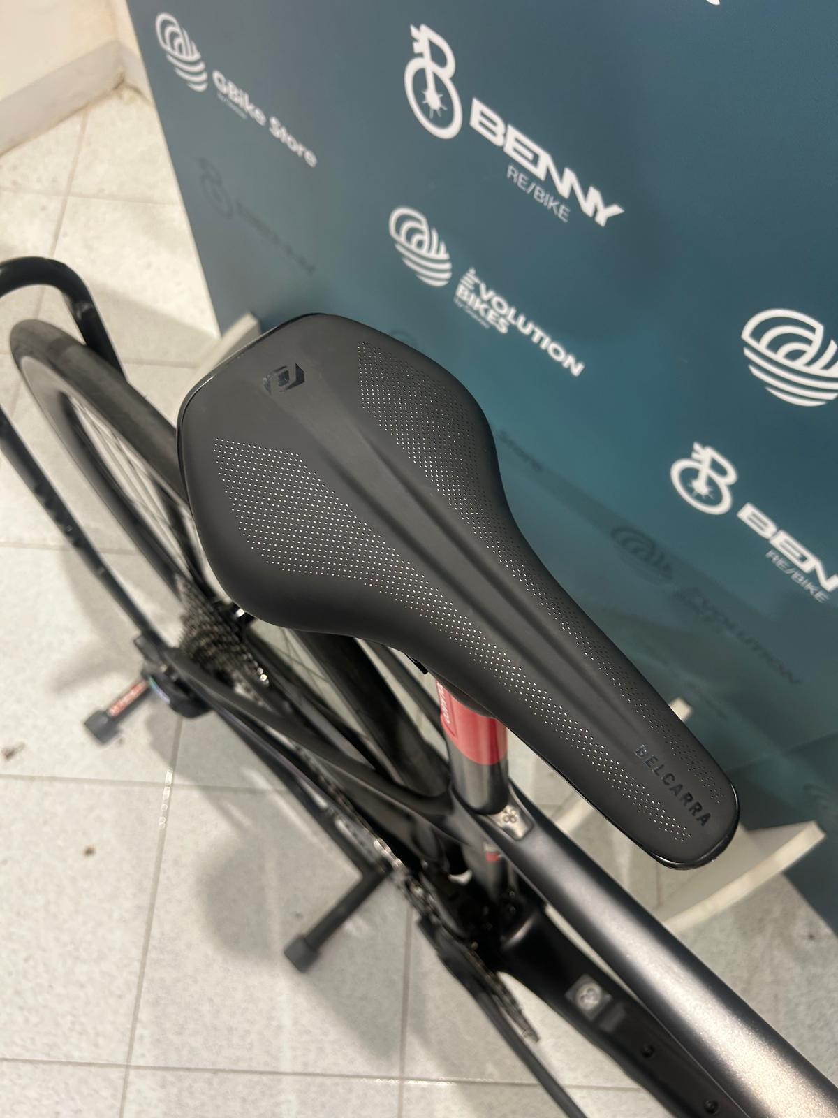 Colnago V4RS Emiratos Árabes Unidos Tamaño 420