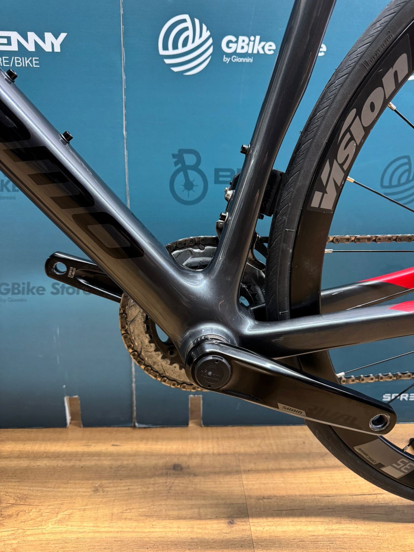 Megamo Raise 09 AXS Size M - Used