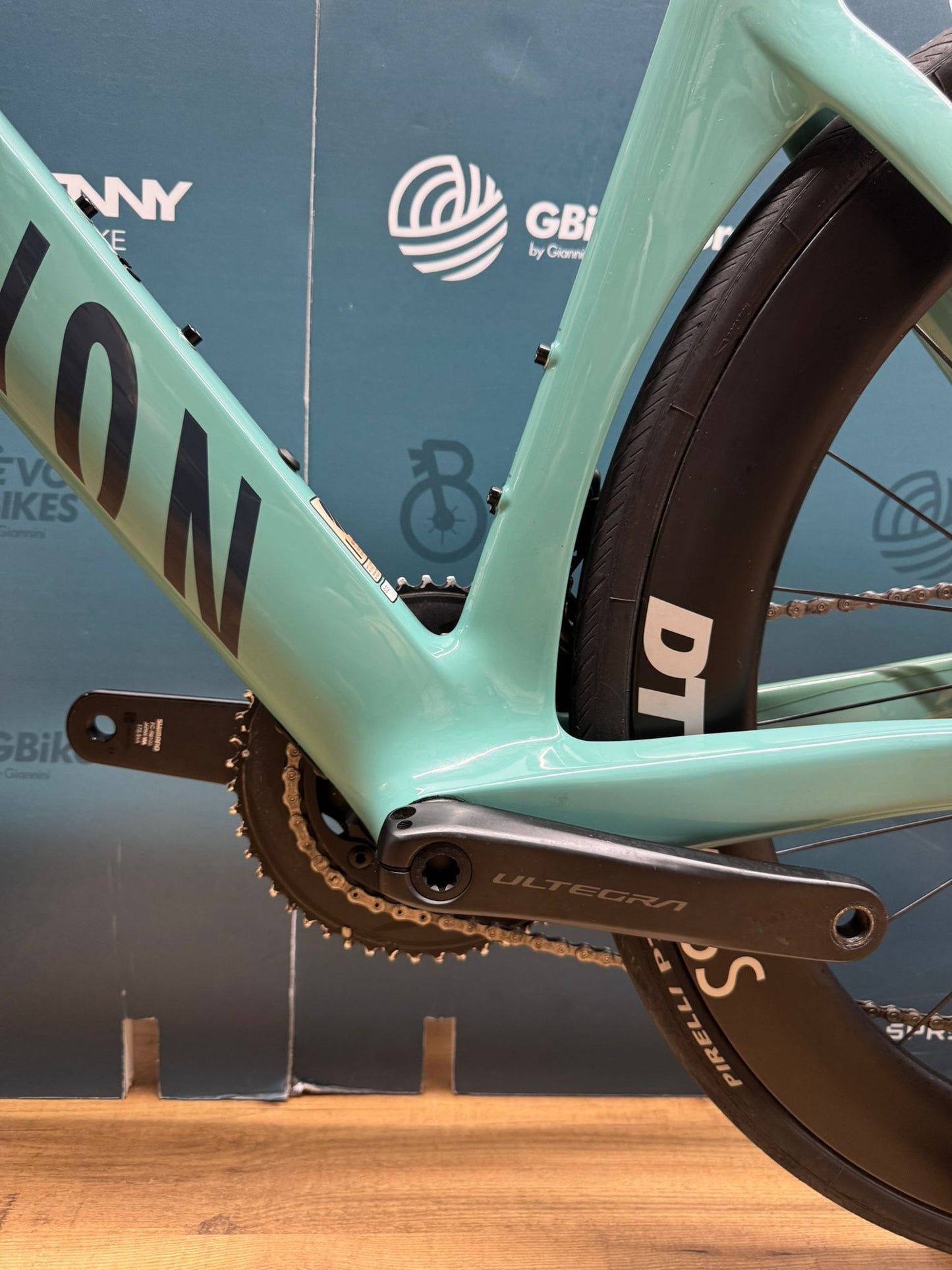 Tamaño Canyon Aeroad CF SLX 8 Di2 S - Usado