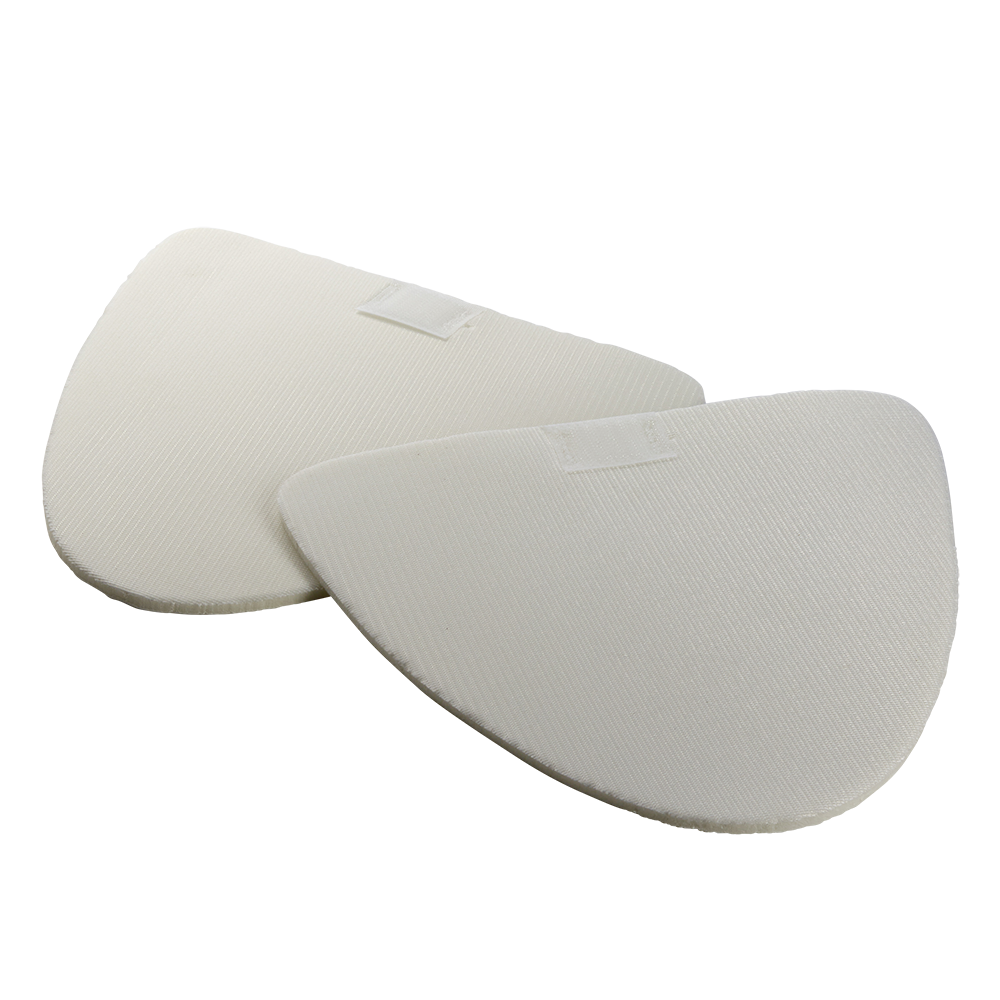 Eva côte les protections pour un pantalon MX en tant qu'enfant