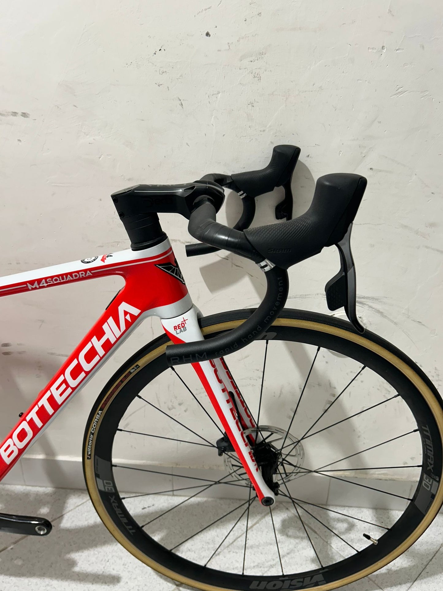 Tým Bottecchia Emme 4 - Demo Red Lab Edition Velikost 44