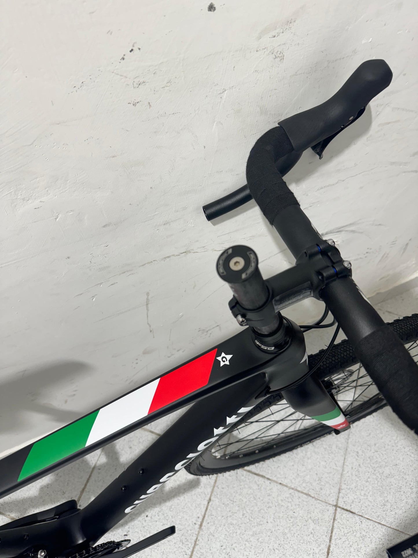 Guerciotti Brera Disc Custom Tricolore