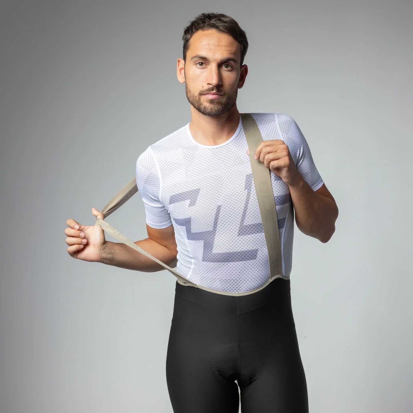 Multiverso alè múltiple sub -sub -subsidiary 2025