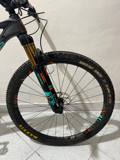 Velikost MondRaker F-Pódium M - Používá se