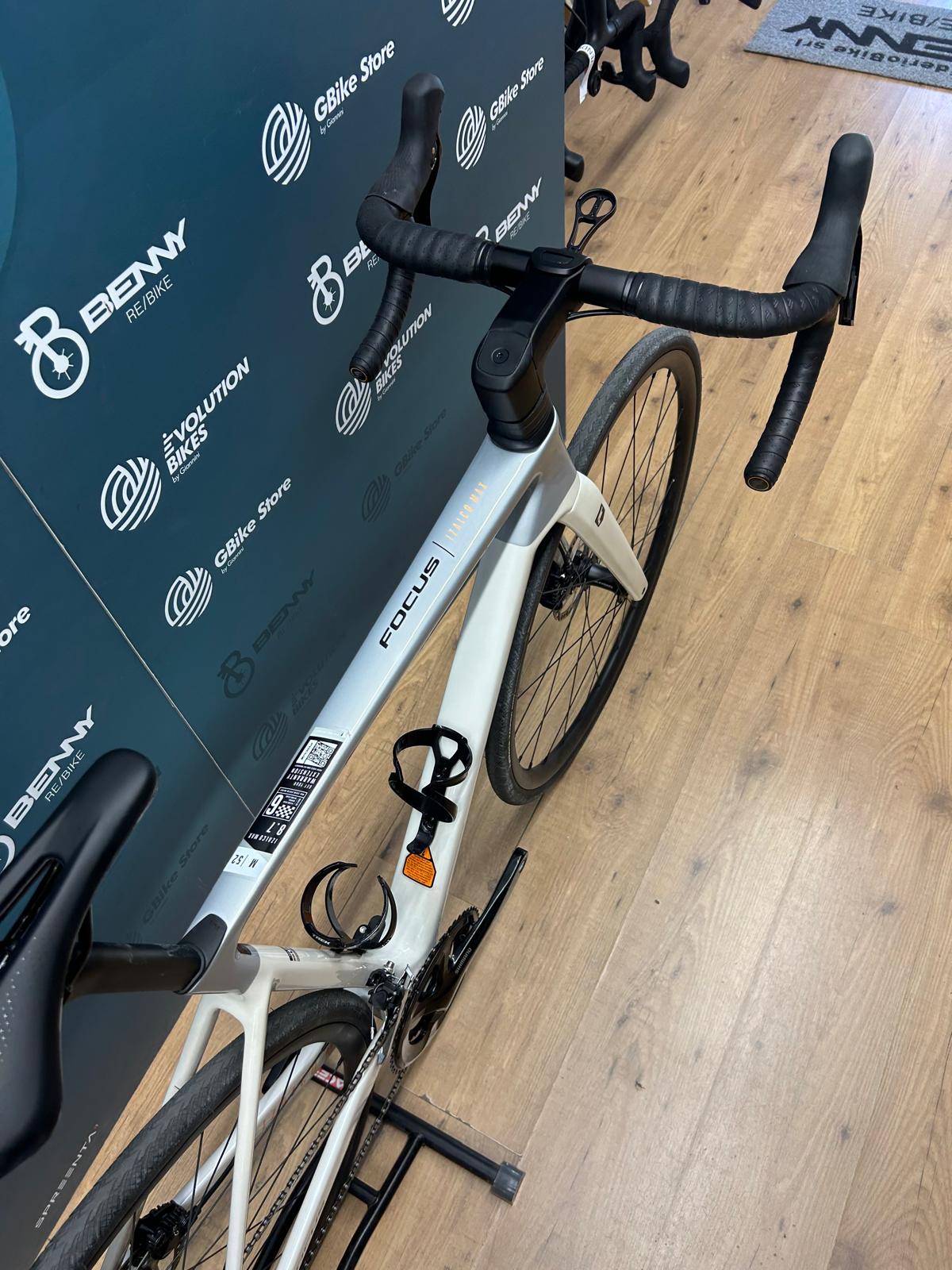 Focus Izalco Max 8,7 Rozmiar M - Używany