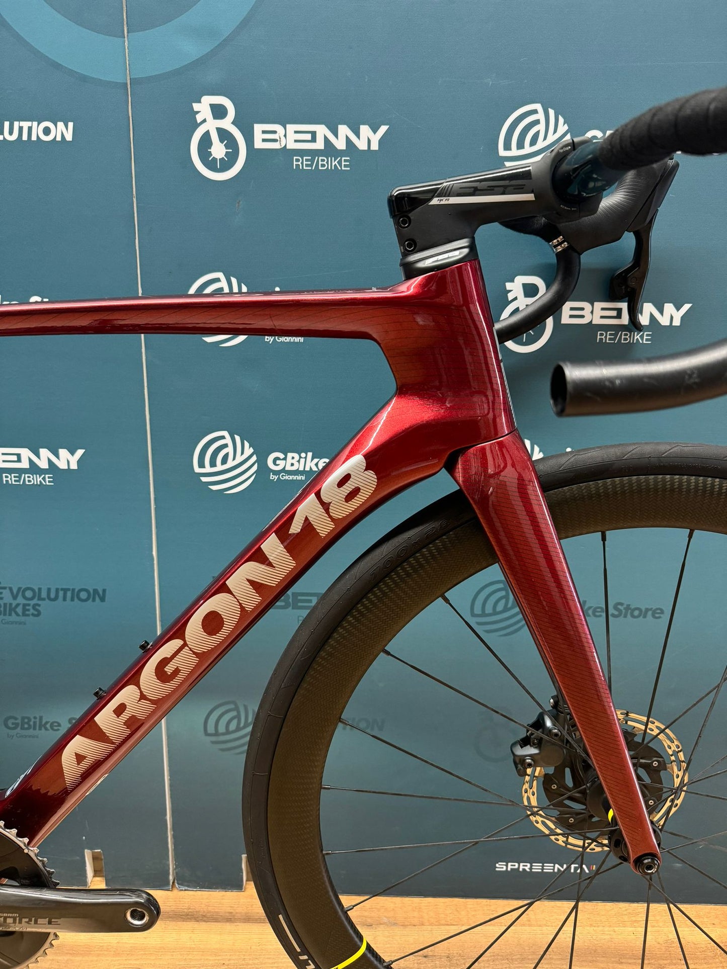 Argon 18 SUM SRAM Force Etap Axs Size M - Used