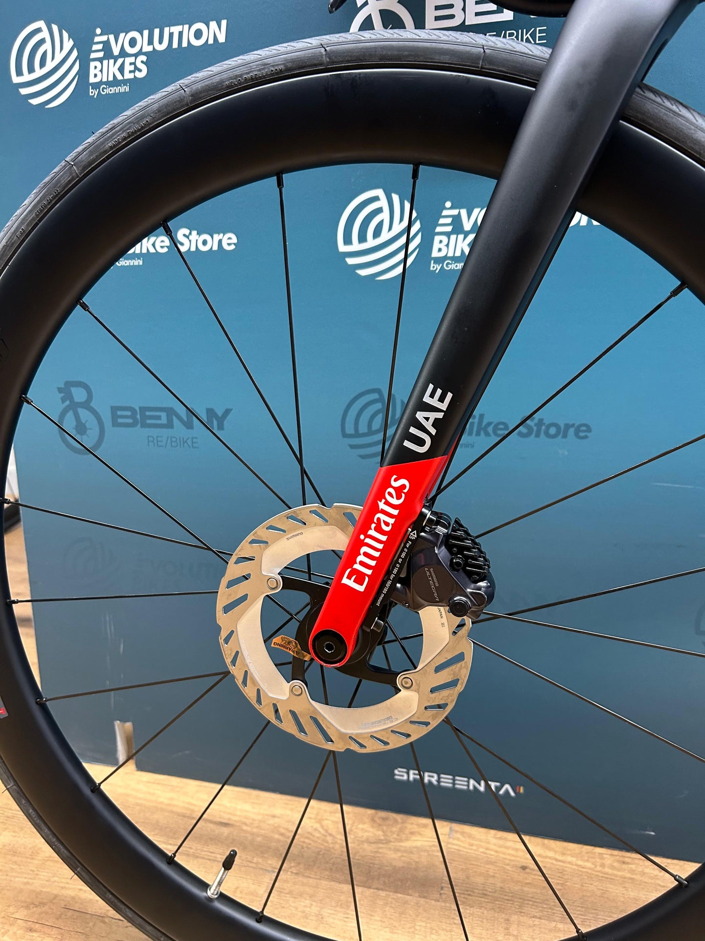 Colnago V4RS Emiraty ZEA Rozmiar 510 - Test demo