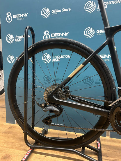 Rozmiar podniesienia megamo S - Używany