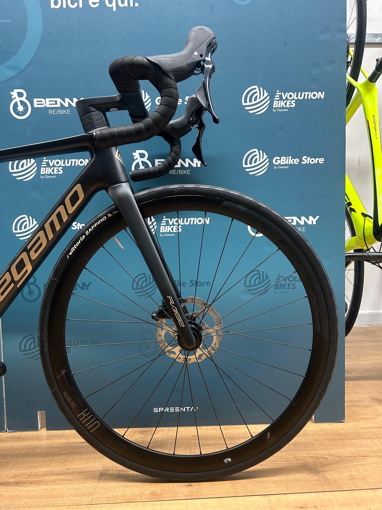 Rozmiar podniesienia megamo S - Używany