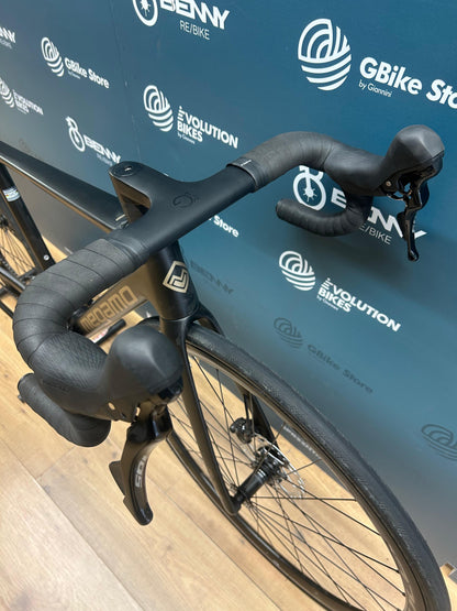 Rozmiar podniesienia megamo S - Używany