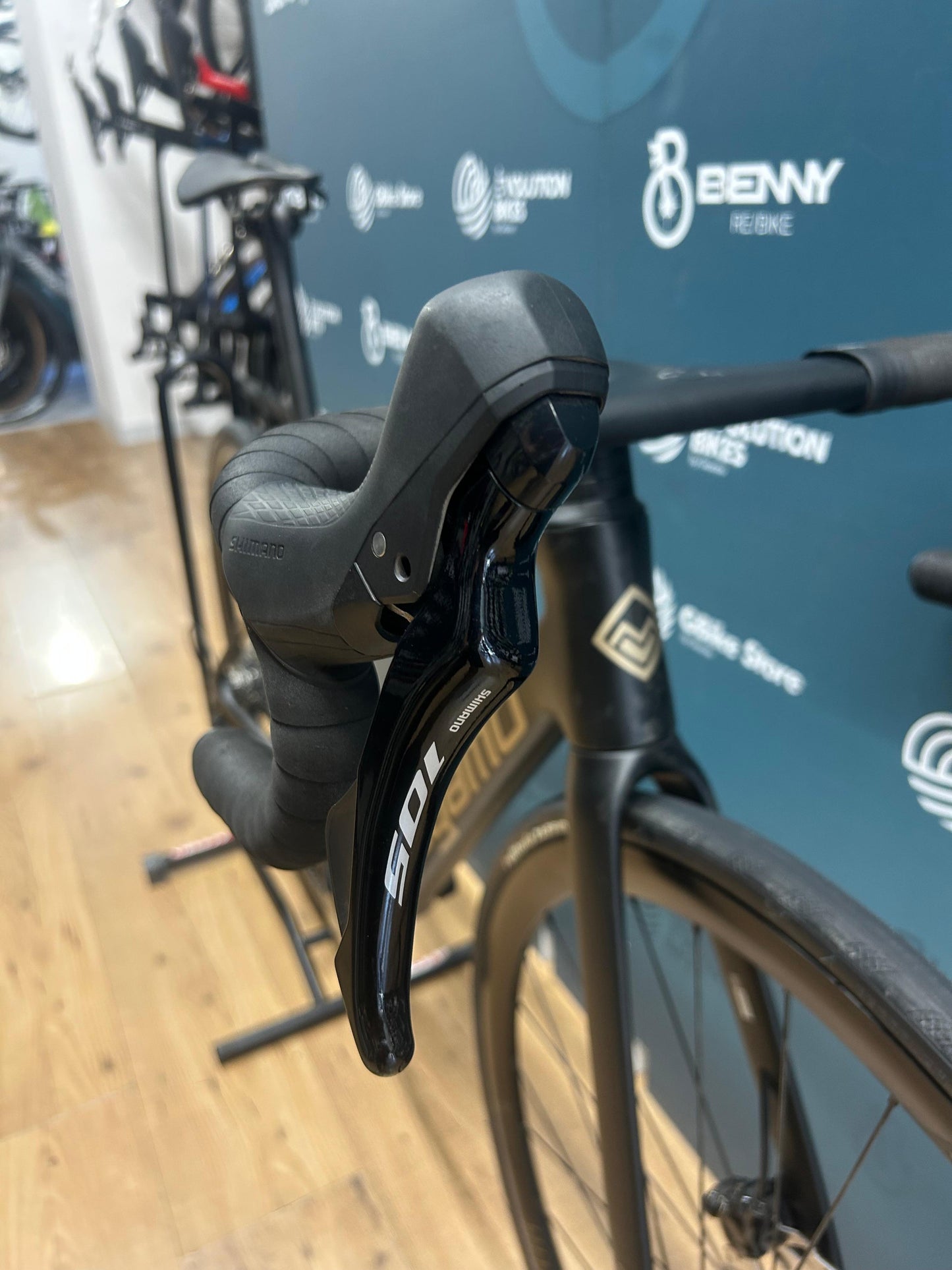 Rozmiar podniesienia megamo S - Używany