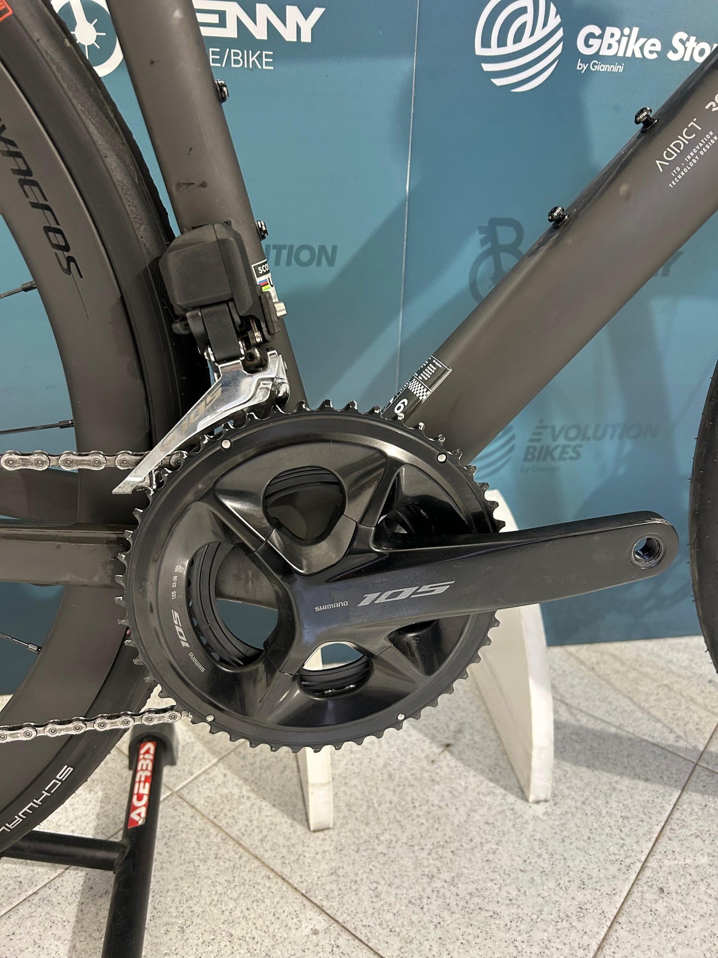 Scott Rozmiar Addict RC 30 M Test demonstracyjny