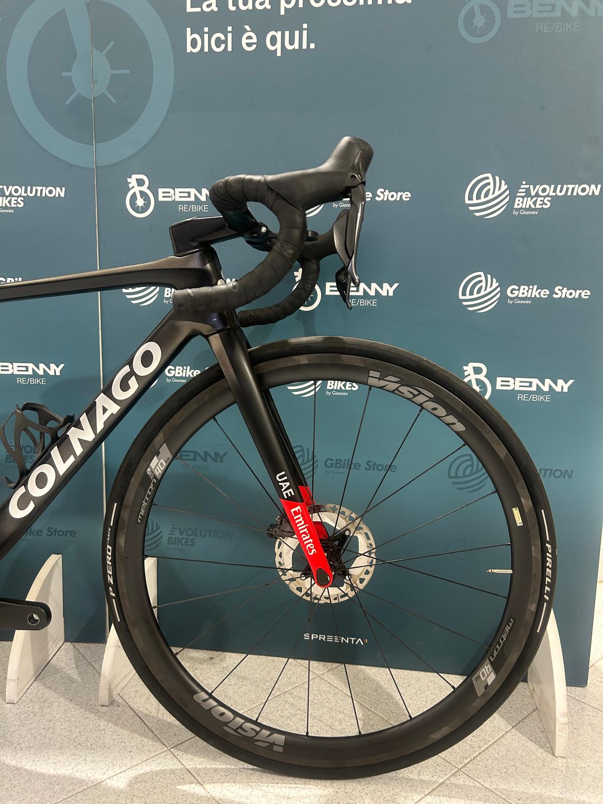 Colnago V4RS Emiraty Arabskie Rozmiar 45,5 - Używane