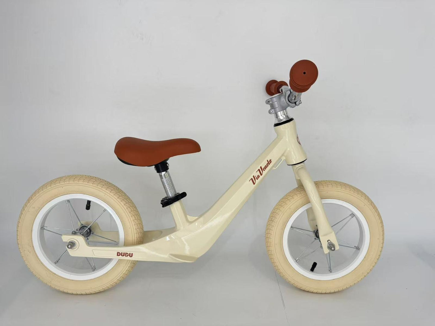 VÉLOS ÉDUCATIFS VIA VENETO 12"