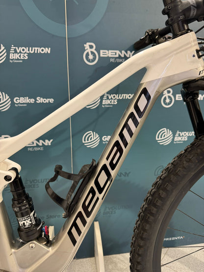 Tamaño de la pista Megamo S - Usado