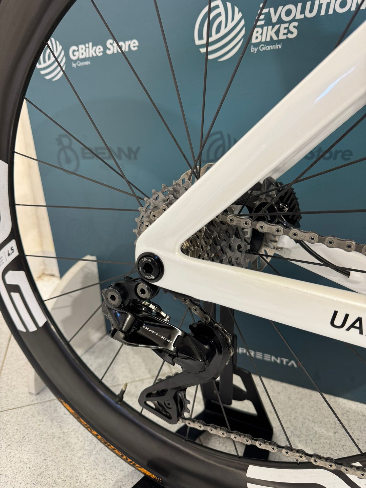 Colnago Y1Rs Dura Ace Di2 Enve SES 4,5 Größe XS - Demos