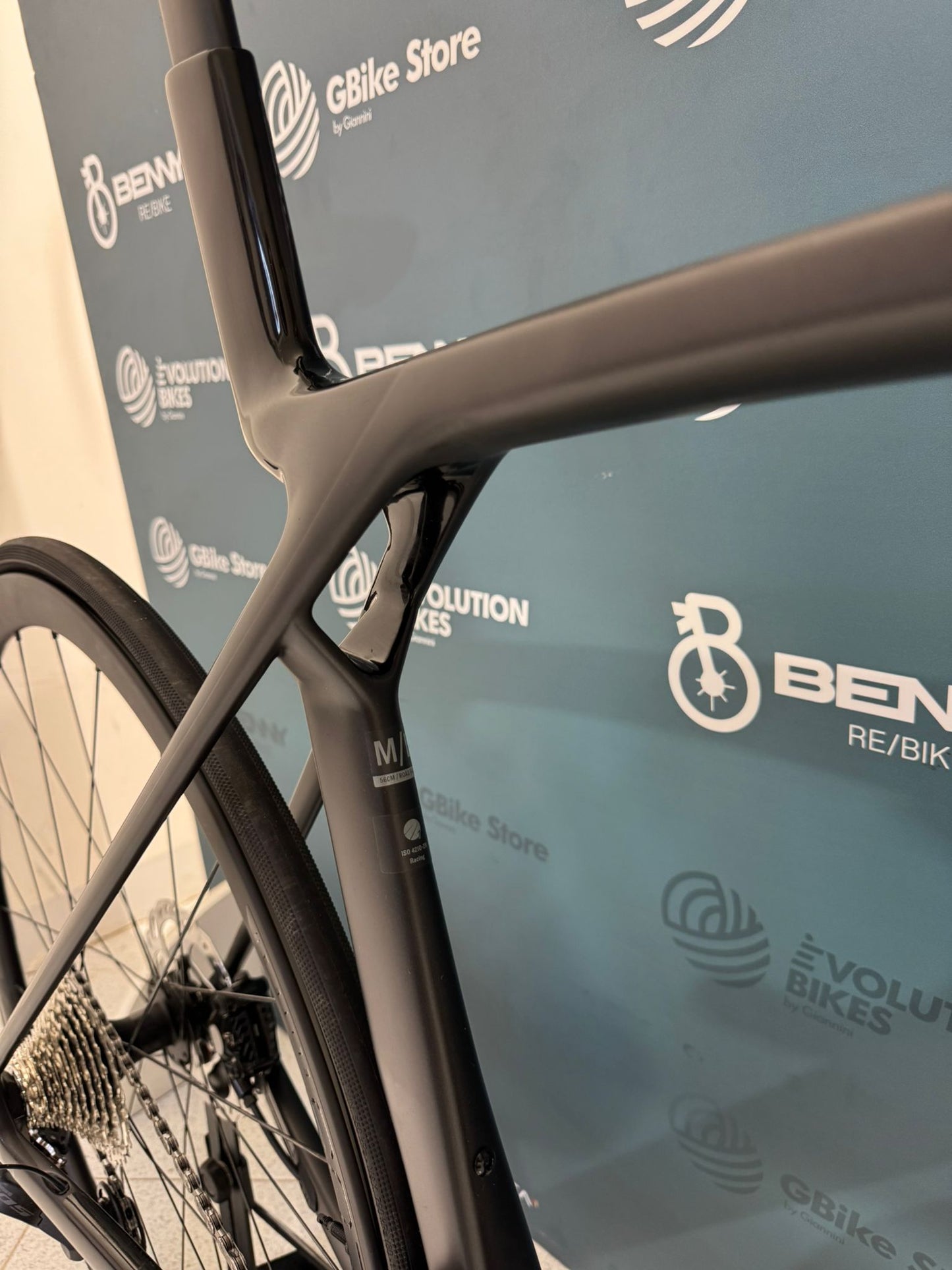 Trek Madone SL 6 Jan 8 2025 Size ML - Demo