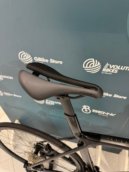 Trek Madone SL 6 Jan 8 2025 Size ML - Demo