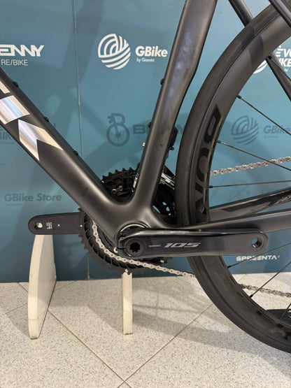 Trek Madone SL 6 Jan 8 2025 Size ML - Demo