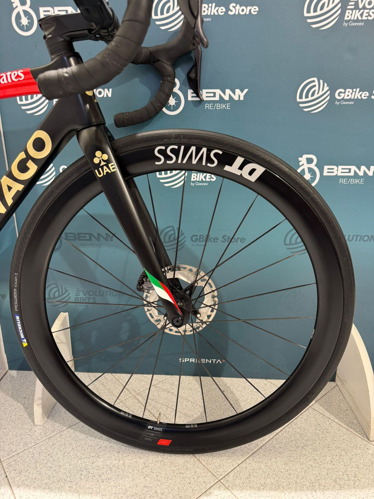 Colnago V3RS UAE Emirates Team Taille 45S - Occasion