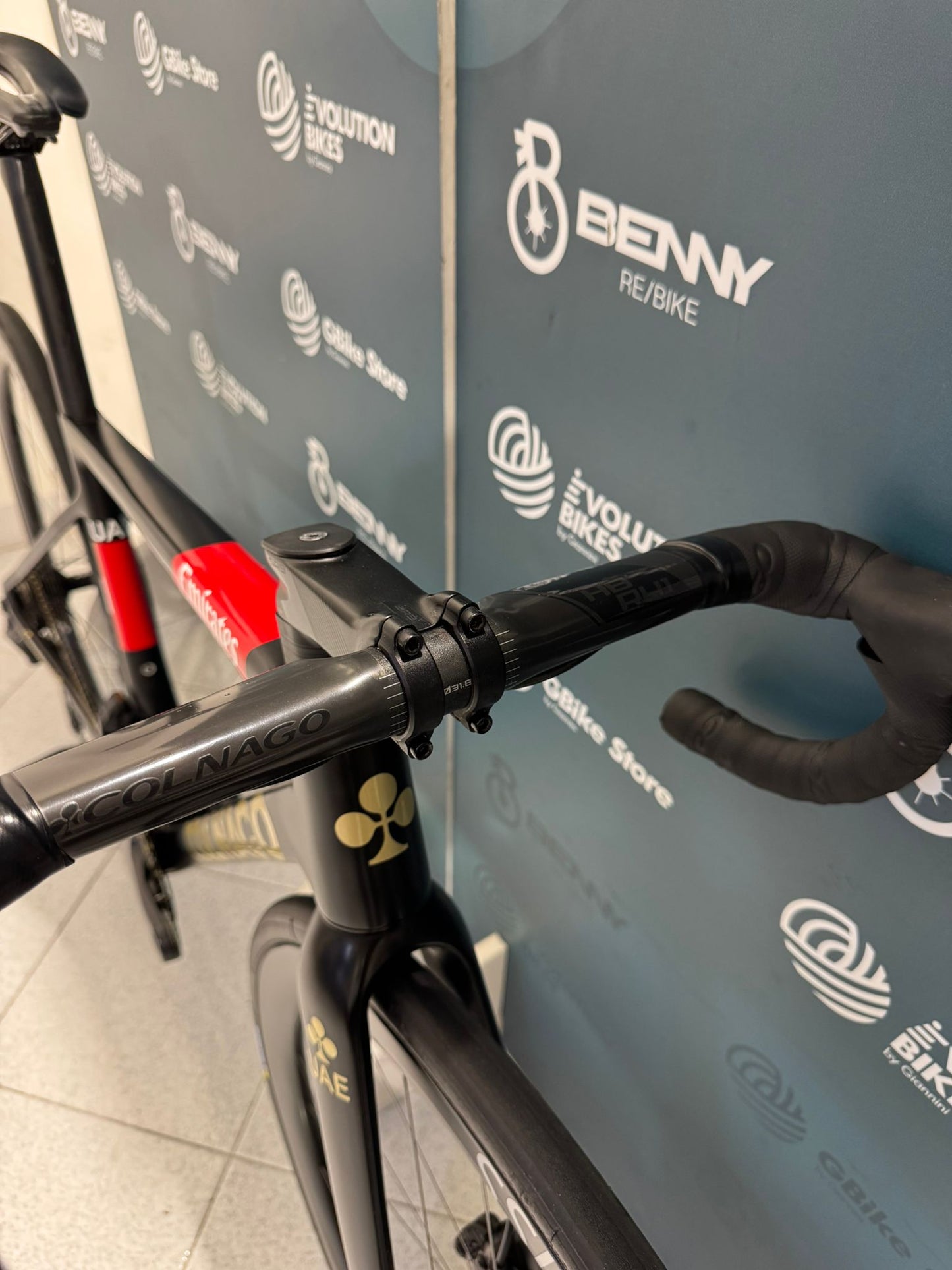 Colnago V3RS UAE Emirates Team Taille 45S - Occasion