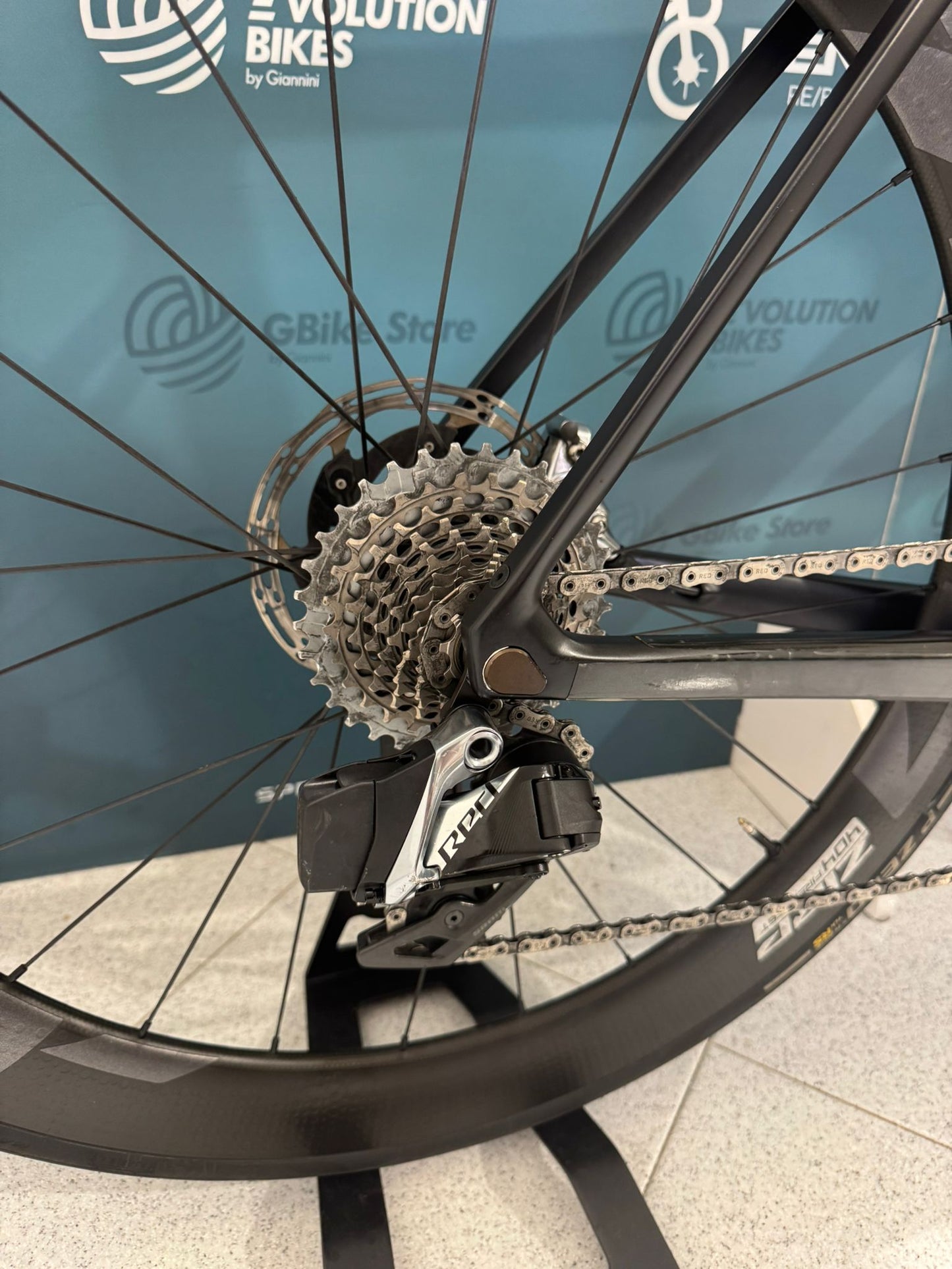 Colnago V4Rs AXS Zjednoczone Emiraty Arabskie, rozmiar 510 - Używane