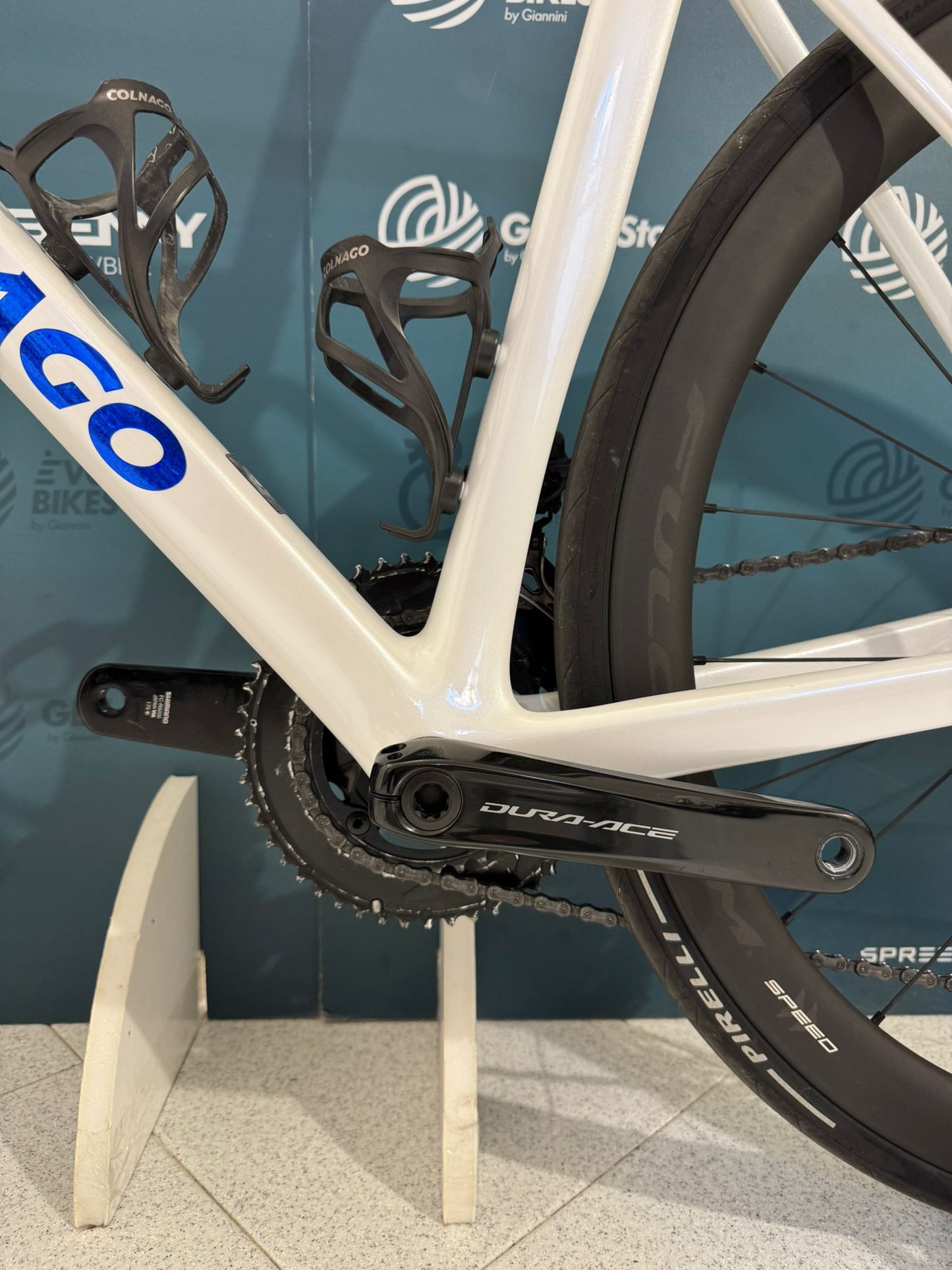 Colnago Disque V5Rs Dura-Ace R9270 Di2 12v Taille 485 - Démo