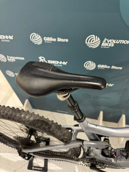 Scott Genius eRide 930 Taille L - Utilisé