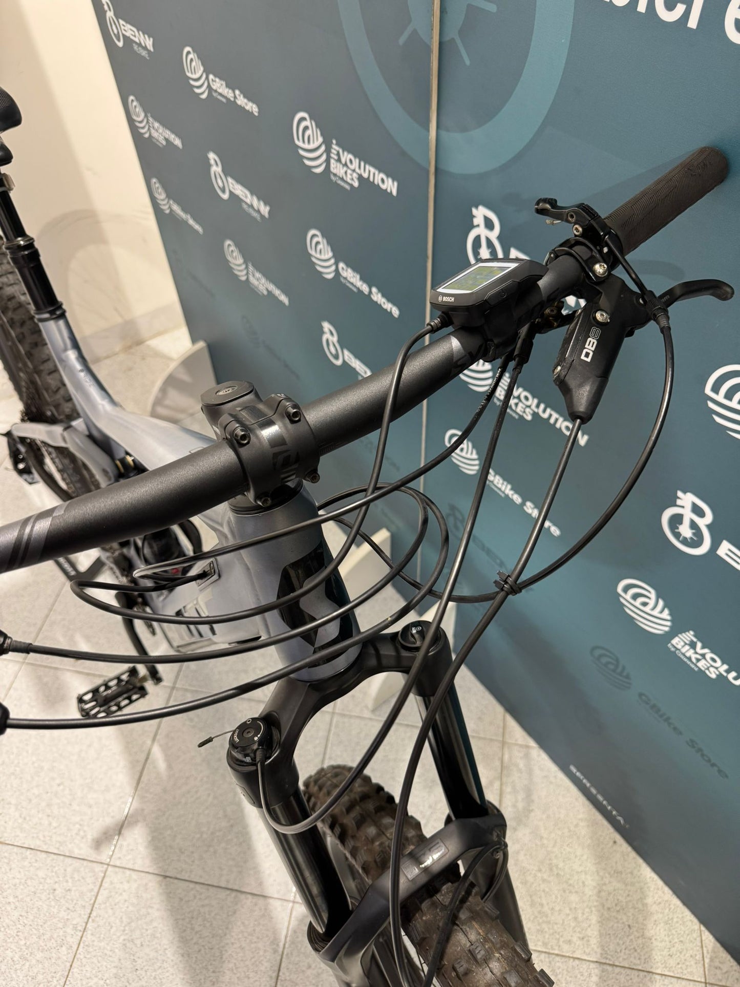 Scott Genius eRide 930 Taille L - Utilisé