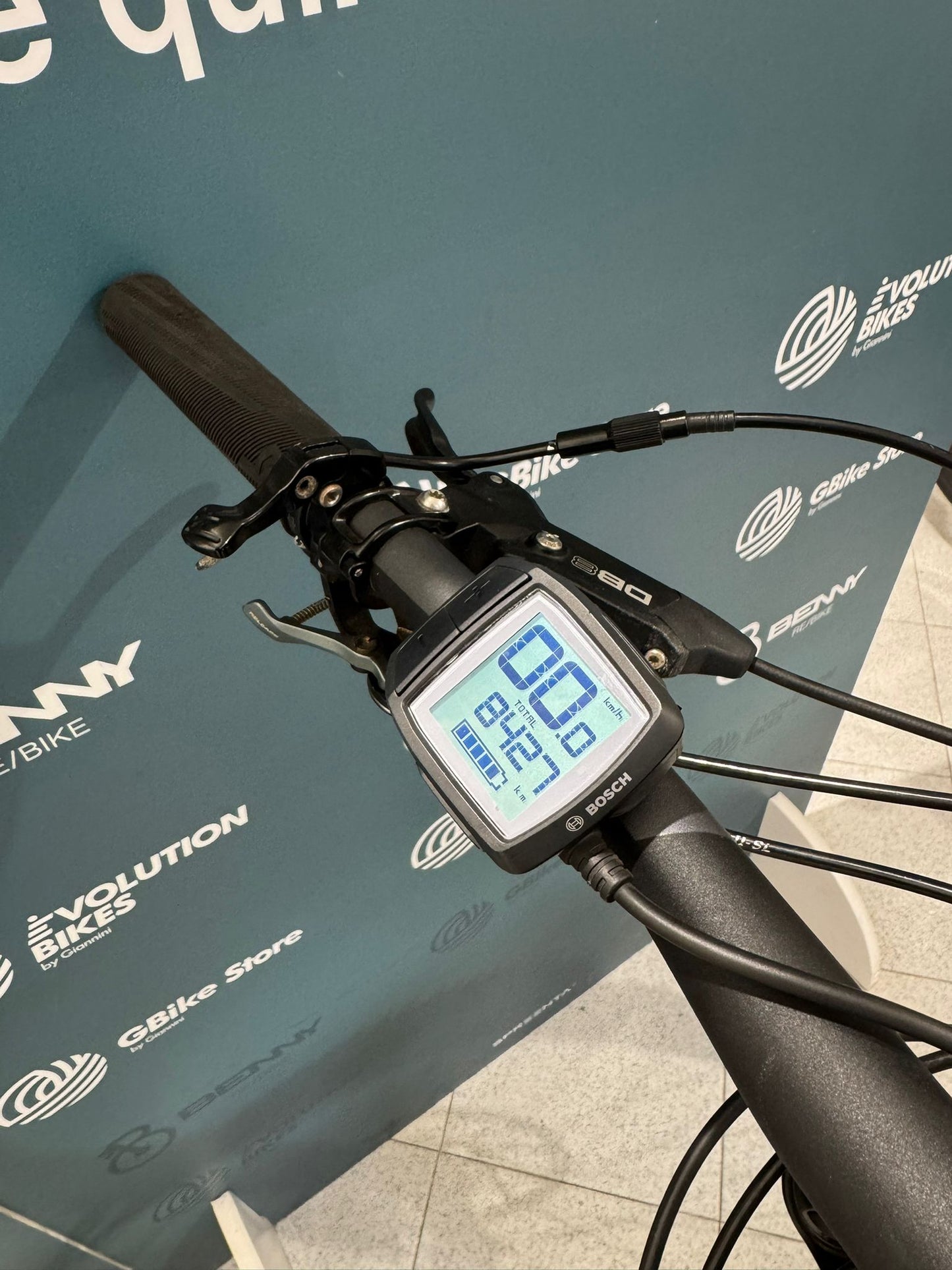 Scott Genius eRide 930 Taille L - Utilisé