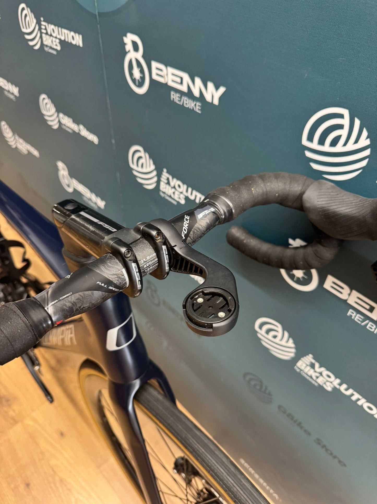 Olympia Leader Rival AXS Größe L - Gebraucht