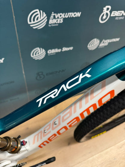 Megamo Track XX1 Size M - Used