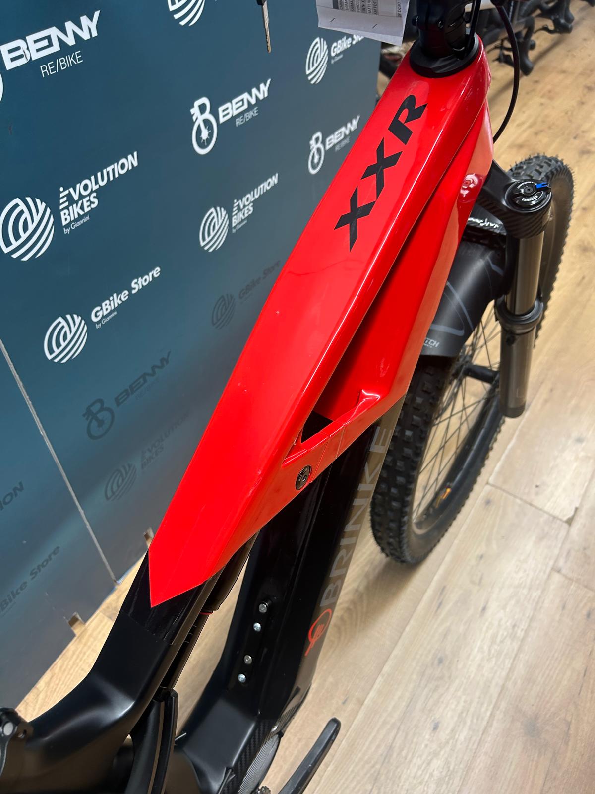 Brinke XXR Carbon Size L - Used