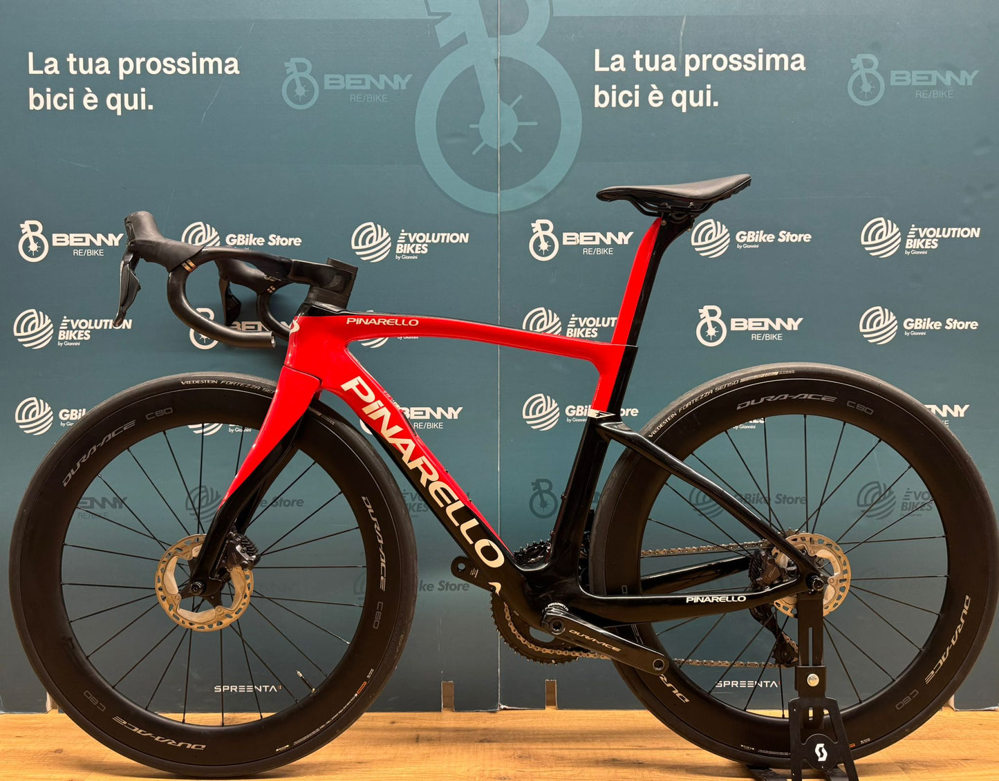 Pinarello Dogma F Ultegra Di2 12v rozmiar 50 - używany