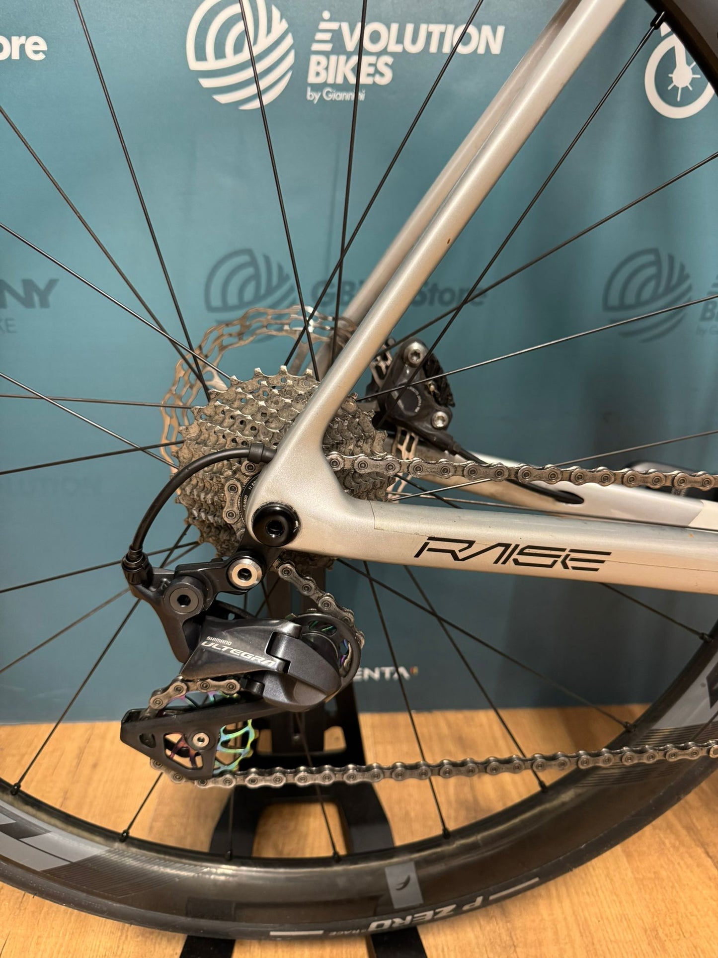 Megamo Raise 10 Disc Size XL - Used