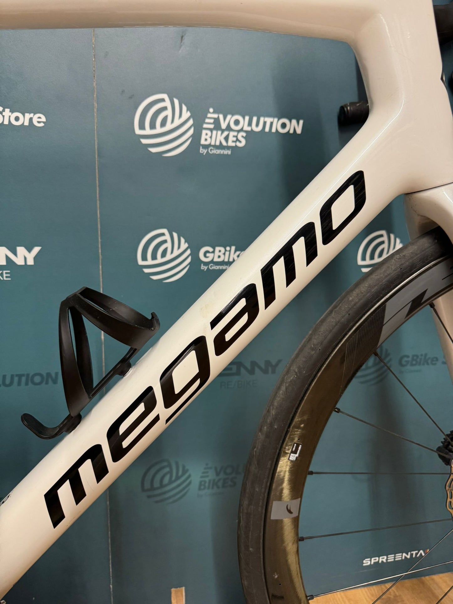 Megamo Raise 10 Disc Size XL - Used