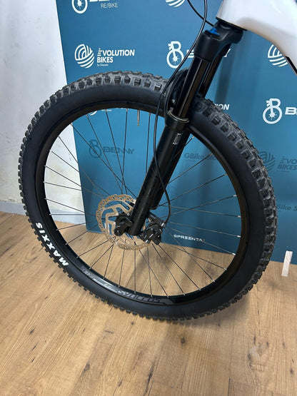 Scott Scale Taille 930 L - Utilisé