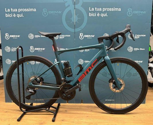 BMC RoadMachine 01 AMP ONE Taglia 54 - Usata